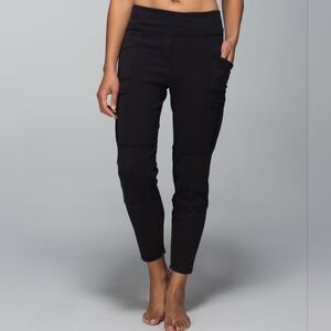 Lululemon Om & Roam Tights Leggings Workout Black Cargo Joggers Small Pants